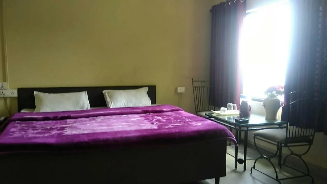 Hotel Gulmarg Mussoorie 4*,  Indien